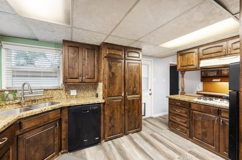 117 Loma Linda Dr, Bakersfield CA 93305-2926 exterior