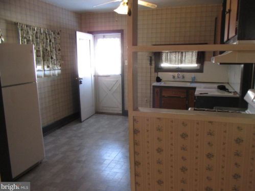 107 8 St, Quakertown PA 18951-1559 exterior