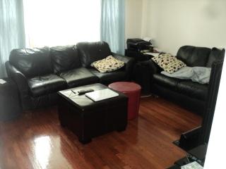 6719 Lakewood Ave, Chicago IL  60626-4373 exterior