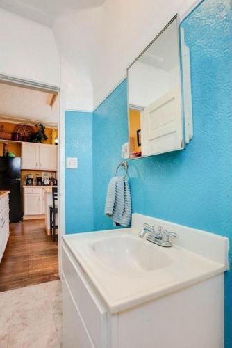 244 Aurora Ave, Saint Paul MN 55103-2302 exterior