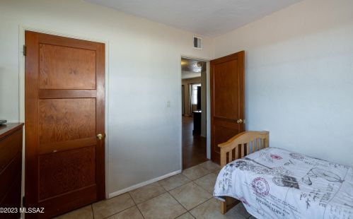 4625 13 St, Tucson AZ 85719-6109 exterior