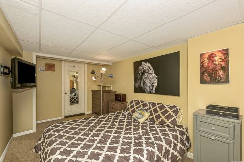 2926 Ocean Ave, Hauppauge NY 11779-5024 exterior