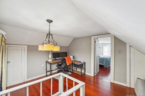 305 Francis St, New Britain CT  06053-3057 exterior