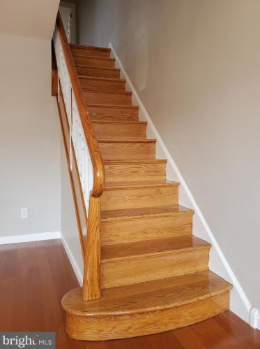 7054 Dorcas St, Philadelphia PA 19111-4111 exterior