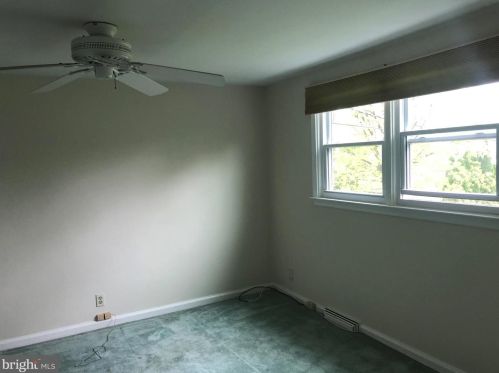 2084 Williamsburg Rd, Huntingdon Valley PA  19006-6757 exterior