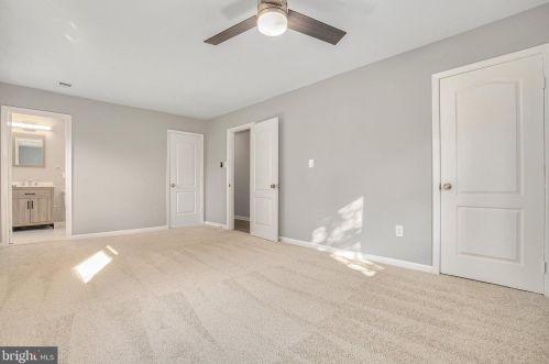 1805 Crawford Dr, Rockville MD 20851-1711 exterior