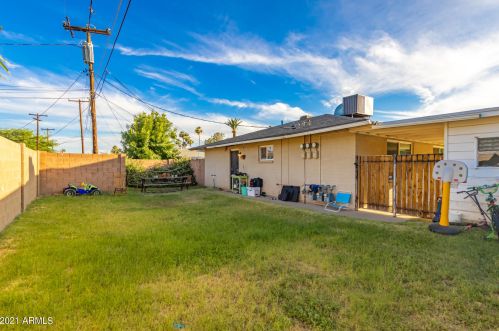 6107 12 Pl, Phoenix AZ 85014-6707 exterior