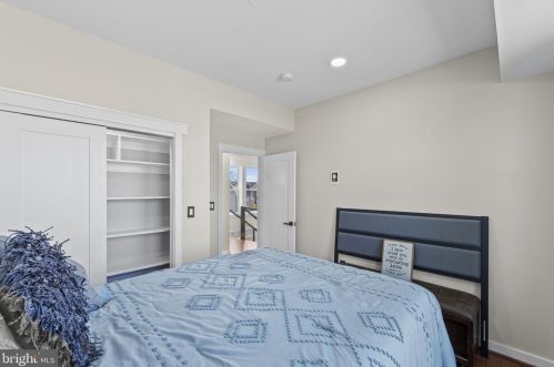 2216 30th St, Washington DC  20020-3369 exterior