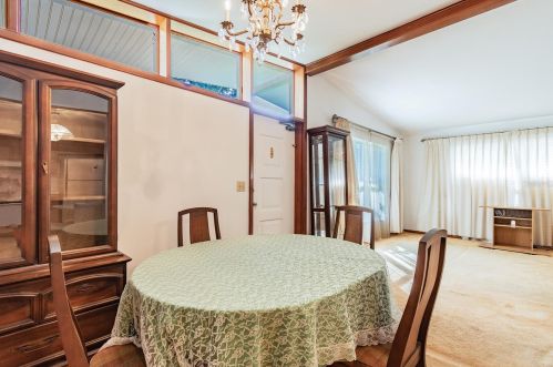 3305 Ehrlich Rd, Tampa FL  33618-2507 exterior