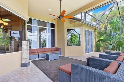 8816 First Tee Rd, Fort Pierce FL 34986-3063 exterior