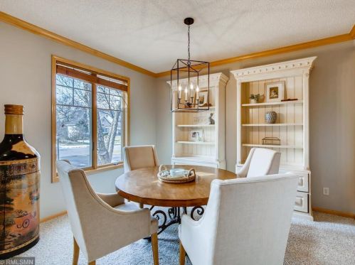 8932 Highview Ln, Saint Paul MN 55125-4921 exterior