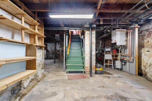 36 Morning St, Portland ME 04101-4429 exterior