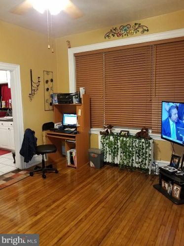 114 49 St, Philadelphia PA 19143-4411 exterior