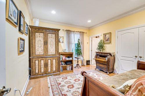 21 Southfield Rd, Edison NJ 08820-3141 exterior