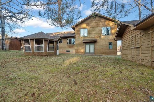 435 85 Ave, Duluth MN 55807-1755 exterior