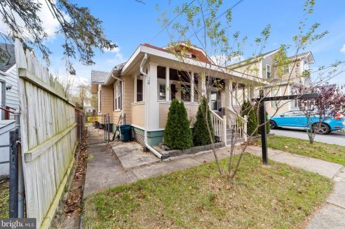 81 Elizabeth Ave, Trenton, NJ 08610-6519