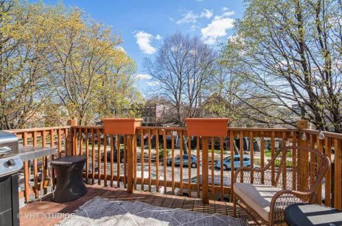 2340 Cullom Ave, Chicago IL 60634-1620 exterior