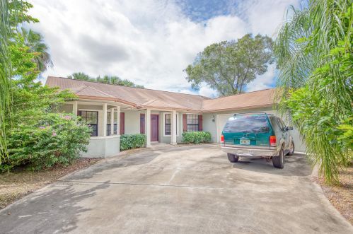 4451 Alsace Ave, Fort Pierce, FL 34983-8338