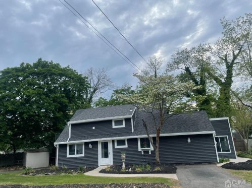 37 Sunrise Rd, Old Bridge NJ  08857-1435 exterior