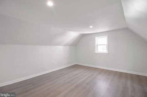 6 Bonsall Ave, Manor PA exterior