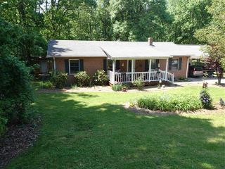 4126 Barrett Dr, High Point NC  27263-3006 exterior