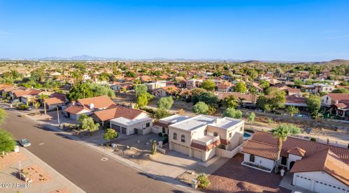 3835 Ahwatukee Dr, Phoenix, AZ 85044-3806