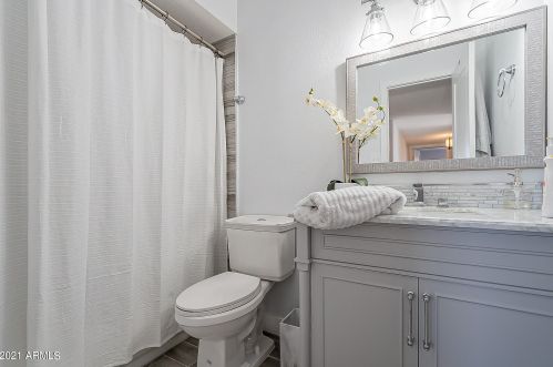 2226 Blanche Dr, Phoenix AZ  85022-4021 exterior