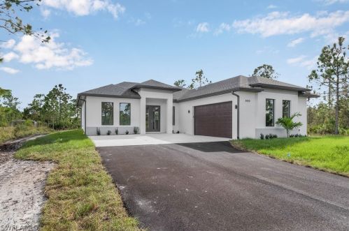 3459 27th Ave, Naples, FL 34120-7138