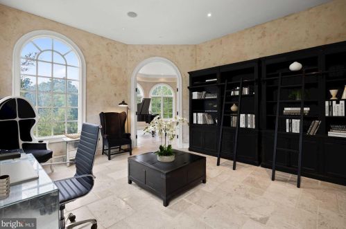 11705 Centurion Way, Rockville MD 20854-6419 exterior