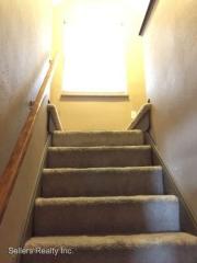 5000 Claremont Blvd, Cleveland OH  44125-1773 exterior