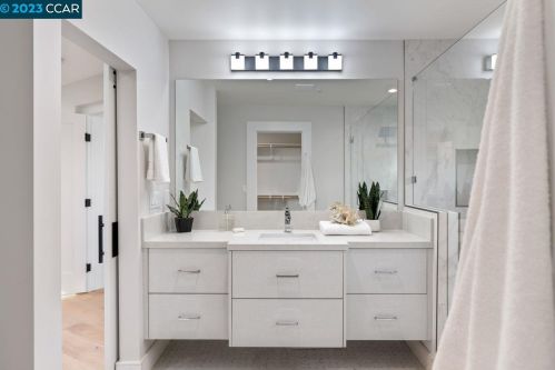 524 Cragmont Ave, Berkeley CA 94708-1207 exterior