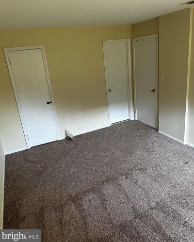 9 Wyndham Pl, Trenton NJ 08691-3127 exterior