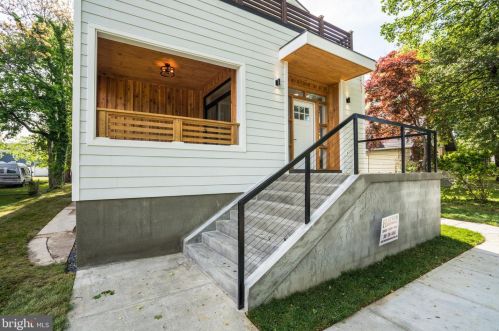 2216 30th St, Washington DC  20020-3369 exterior