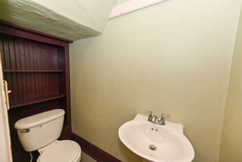 309 Mineral St, Milwaukee WI 53204-1739 exterior