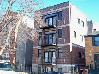 6225 Richmond St, Chicago, IL 60629-2619