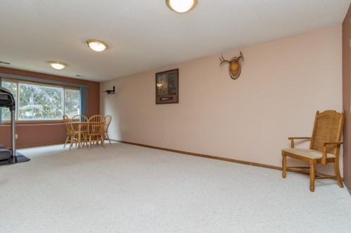 8292 Cleadis Ave, South Saint Paul MN 55076-3320 exterior