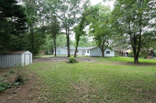 1246 Raintree Dr, Lithonia GA 30078-2122 exterior