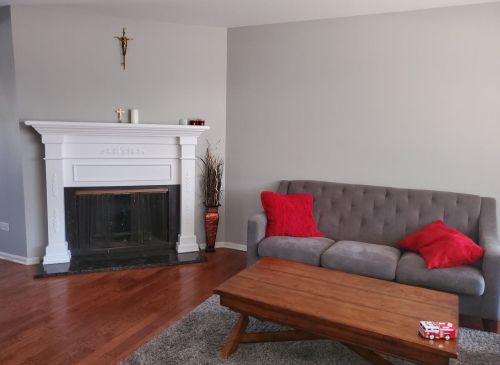 2055 Chestnut St, Waukegan IL 60085-3806 exterior