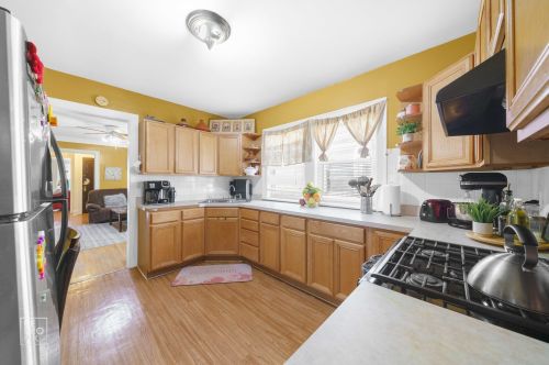 5741 Washtenaw Ave, Chicago IL 60652-2813 exterior