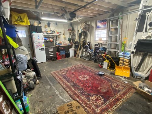 1612 Marquette Rd, Joliet IL 60435-6718 exterior