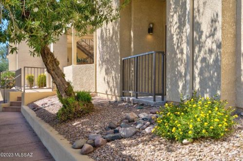 1200 River Rd, Tucson AZ  85704-2522 exterior