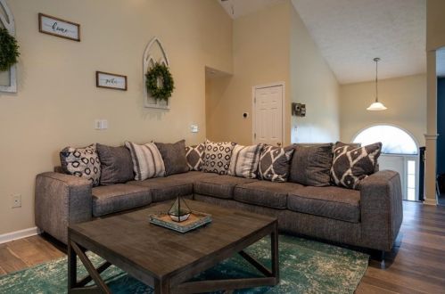 165 Barbara Ln, Austell GA 30168-4808 exterior