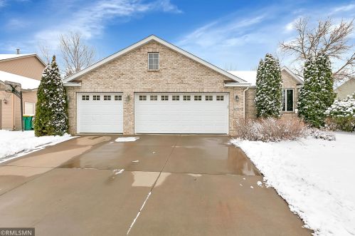 602 Corrine, Sartell MN 56377-1740 exterior