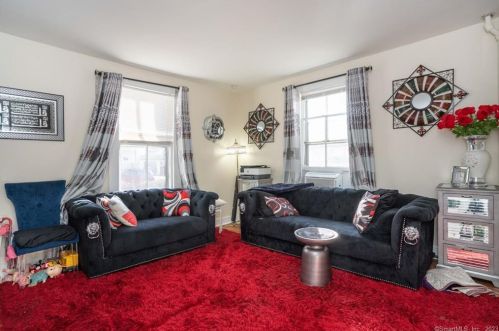 111 Eldridge St, Manchester CT  06040-5551 exterior