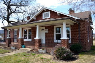 220 Church St, Valdese, NC 28690-2306