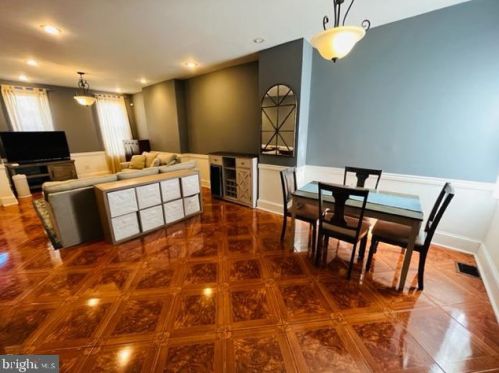 2316 Ellsworth St, Philadelphia PA 19146-2420 exterior