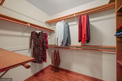 1441 Colleen Ave, Saint Paul MN 55112-1939 exterior