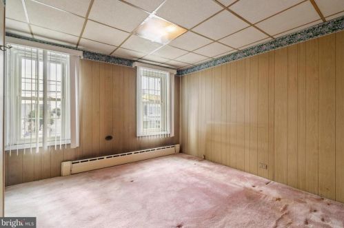 3248 Aramingo Ave, Philadelphia PA 19134-4516 exterior