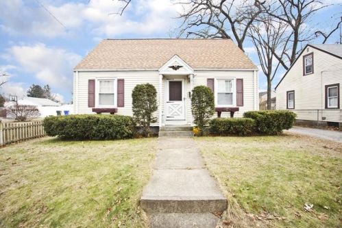 37 Drexel St, Springfield, MA 01104-2017