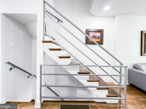 1237 Mascher St, Philadelphia PA 19140-4624 exterior